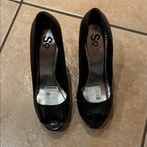 SO Women's Elegant Black Peep Toe Heels